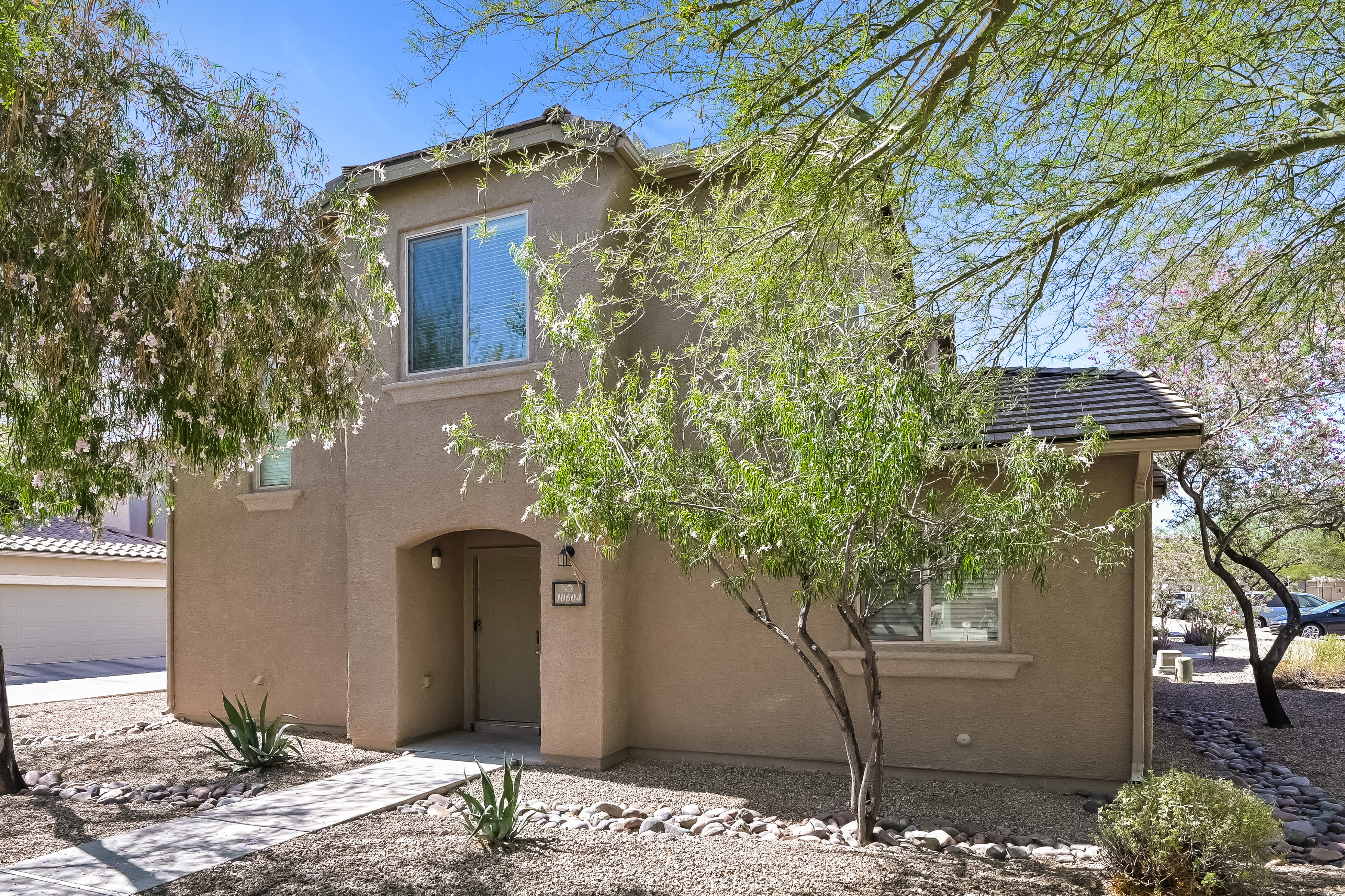 10604 E Native Rose Trail Tucson, AZ 85747